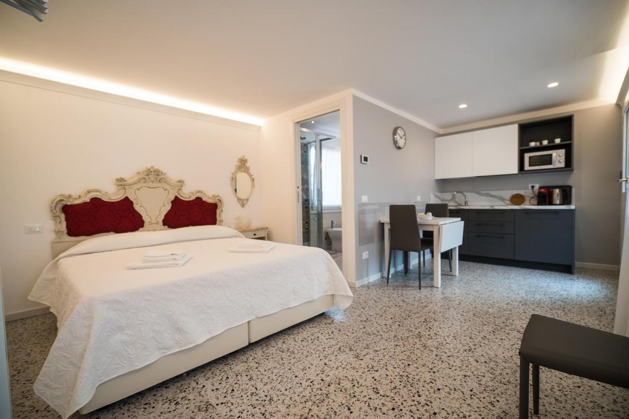 Venetian Roof View Apartment ภายนอก รูปภาพ