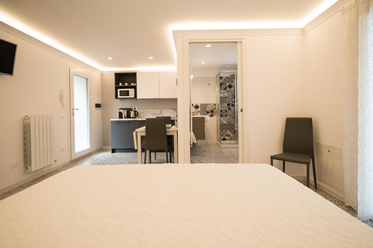 Venetian Roof View Apartment ภายนอก รูปภาพ
