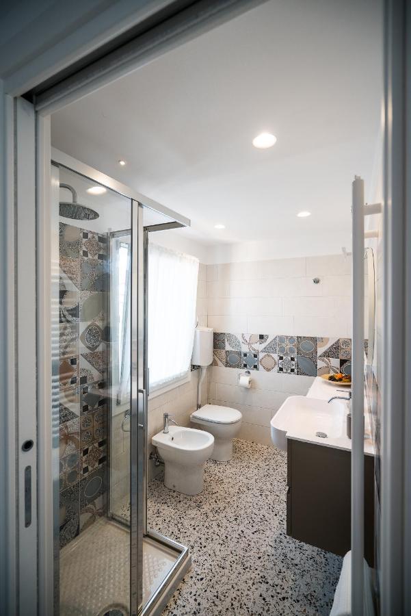 Venetian Roof View Apartment ภายนอก รูปภาพ